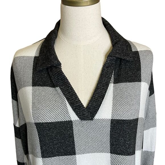 Maurices Black and White Check Pullover Lightweight Sweater Size M - Picture 2 of 10